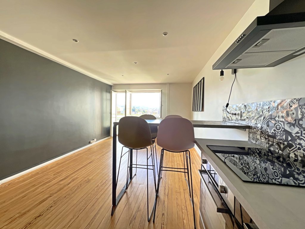 APPARTEMENT T3 A VENDRE - ST ETIENNE - 54 m2 - 67 000 &euro;