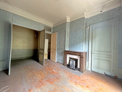 Appartement T3 à rénover entièrement secteur Faculté