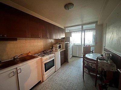APPARTEMENT T3 A VENDRE - VILLARS - 73 m2 - 69 500 €