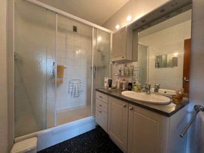 APPARTEMENT T3 A VENDRE - VILLARS - 73 m2 - 65 000 €