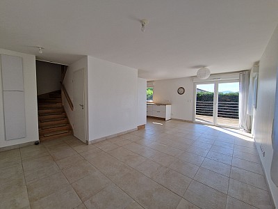 APPARTEMENT T4 A LOUER - ECHALAS - 81 m2 - 1 215 € charges comprises par mois