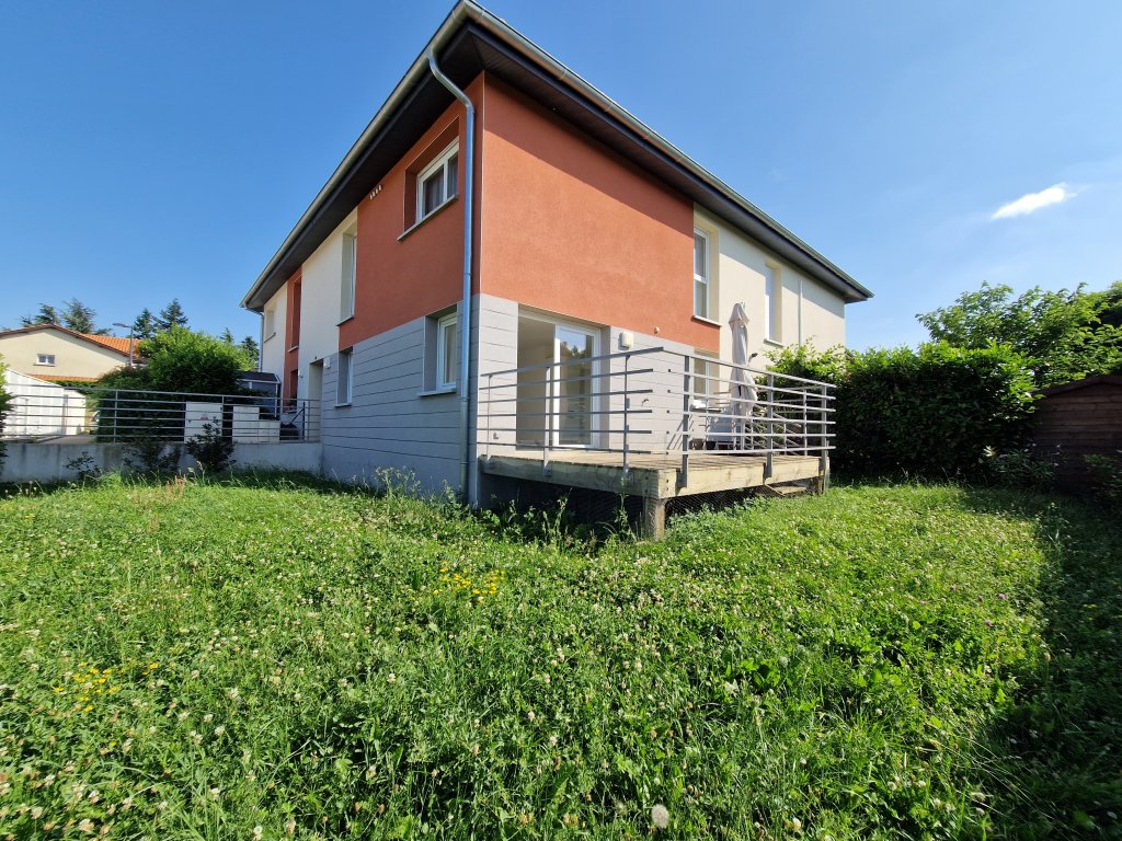 APPARTEMENT T4 A LOUER - ECHALAS - 81 m2 - 1 215 &euro; charges comprises par mois