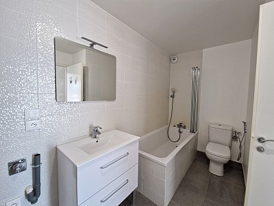 APPARTEMENT T4 A LOUER - ECHALAS - 81 m2 - 1 215 € charges comprises par mois