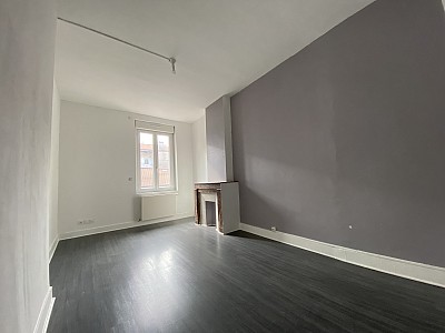APPARTEMENT T4 A LOUER - FIRMINY - 79.96 m2 - 563 € charges comprises par mois