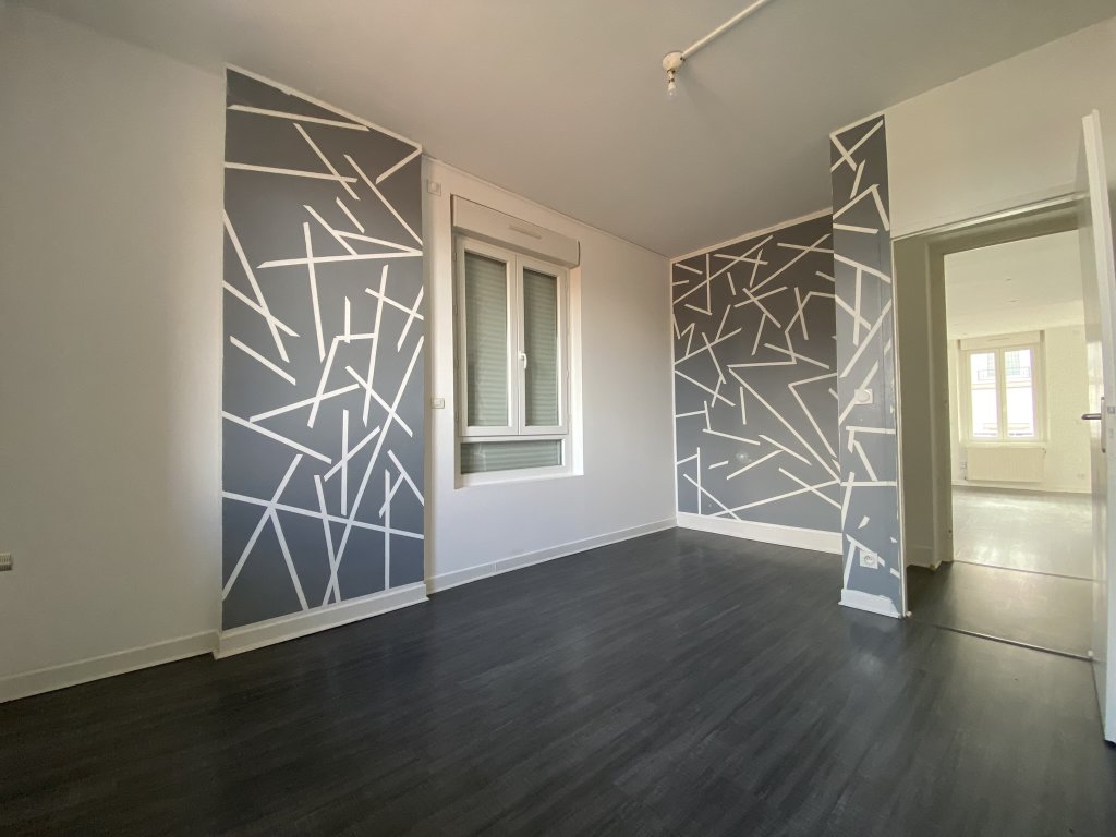 APPARTEMENT T4 A LOUER - FIRMINY - 79.96 m2 - 563 &euro; charges comprises par mois