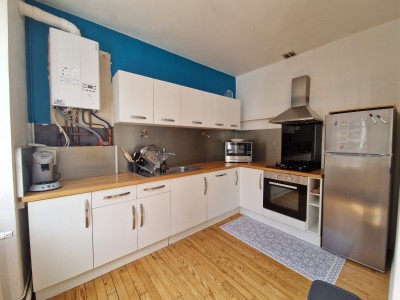 APPARTEMENT T4 A LOUER - ST ETIENNE Parc Giron - 104.2 m2 - 750 € charges comprises par mois