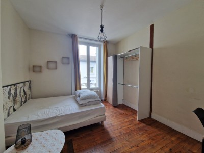APPARTEMENT T4 A LOUER - ST ETIENNE Parc Giron - 104.2 m2 - 750 € charges comprises par mois