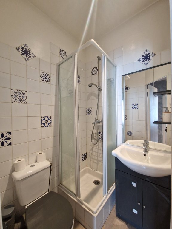 APPARTEMENT T4 A LOUER - ST ETIENNE Parc Giron - 104.2 m2 - 750 &euro; charges comprises par mois