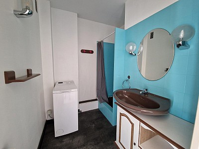 APPARTEMENT T4 A LOUER - ST ETIENNE - 67.82 m2 - 725 € charges comprises par mois