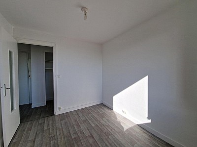APPARTEMENT T4 A LOUER - ST ETIENNE - 63.92 m2 - 695 € charges comprises par mois