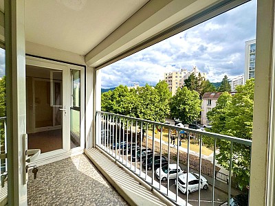 APPARTEMENT T4 A LOUER - ST ETIENNE - 96 m2 - 795 € charges comprises par mois