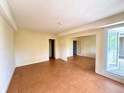 APPARTEMENT T4 A LOUER - ST ETIENNE - 96 m2 - 795 € charges comprises par mois