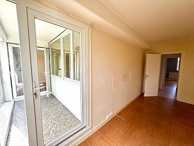 APPARTEMENT T4 A LOUER - ST ETIENNE - 96 m2 - 795 € charges comprises par mois
