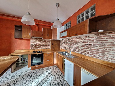 APPARTEMENT T4 A LOUER - ST ETIENNE - 112.53 m2 - 890 € charges comprises par mois