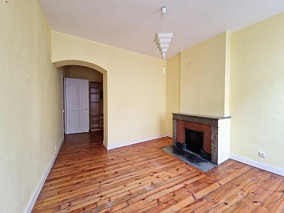 APPARTEMENT T4 A LOUER - ST ETIENNE - 112.53 m2 - 890 € charges comprises par mois