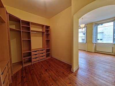 APPARTEMENT T4 A LOUER - ST ETIENNE - 112.53 m2 - 890 € charges comprises par mois