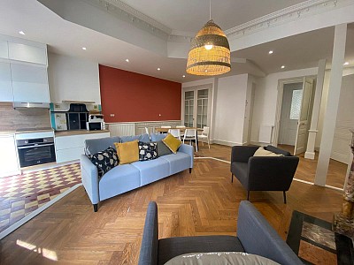 APPARTEMENT T4 A LOUER - ST ETIENNE - 107.89 m2 - 990 € charges comprises par mois