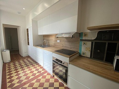 APPARTEMENT T4 A LOUER - ST ETIENNE - 107.89 m2 - 990 € charges comprises par mois