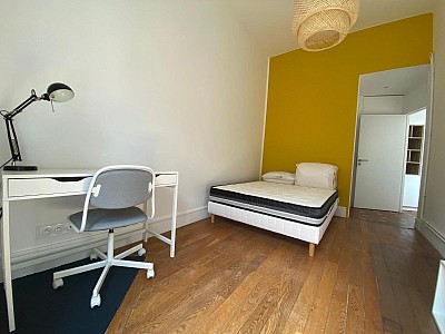APPARTEMENT T4 A LOUER - ST ETIENNE - 107.89 m2 - 990 € charges comprises par mois