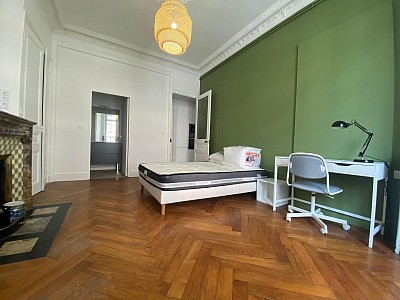 APPARTEMENT T4 A LOUER - ST ETIENNE - 82.08 m2 - 930 € charges comprises par mois