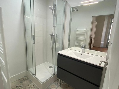 APPARTEMENT T4 A LOUER - ST ETIENNE - 82.08 m2 - 930 € charges comprises par mois