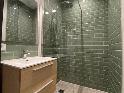 APPARTEMENT T4 A LOUER - ST ETIENNE - 76.26 m2 - 715 € charges comprises par mois