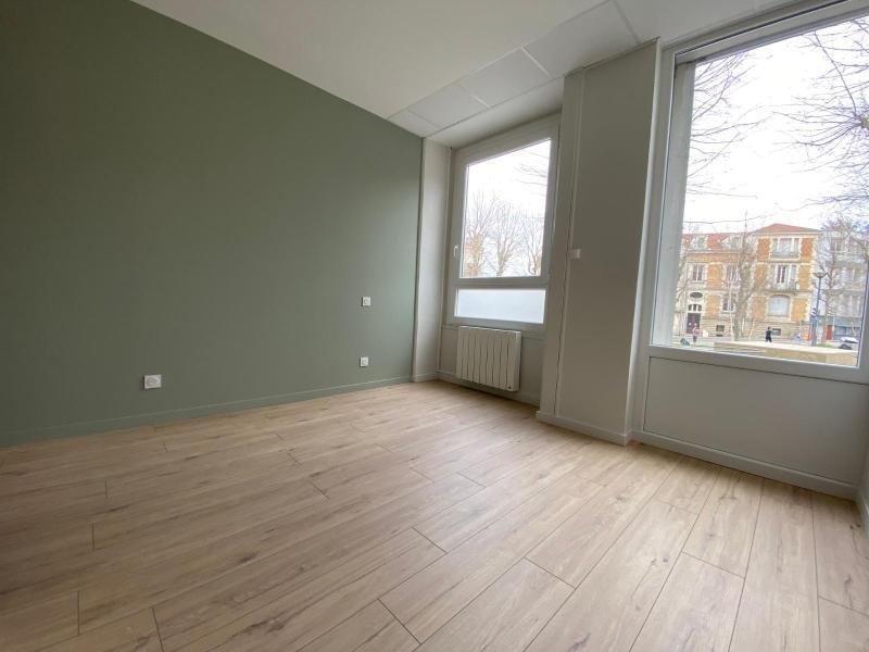 APPARTEMENT T4 A LOUER - ST ETIENNE - 76.26 m2 - 715 &euro; charges comprises par mois