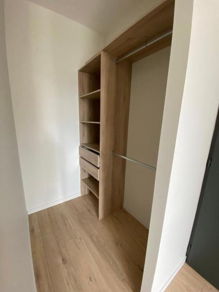 APPARTEMENT T4 A LOUER - ST ETIENNE - 76.26 m2 - 715 &euro; charges comprises par mois