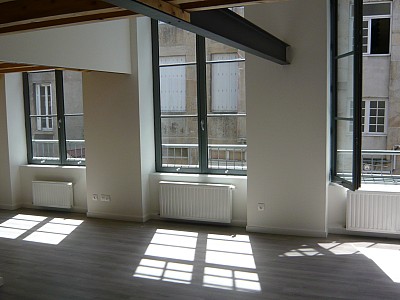 APPARTEMENT T4 A LOUER - ST ETIENNE - 86.08 m2 - 670 € charges comprises par mois