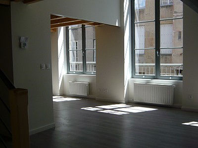 APPARTEMENT T4 A LOUER - ST ETIENNE - 86.08 m2 - 670 € charges comprises par mois