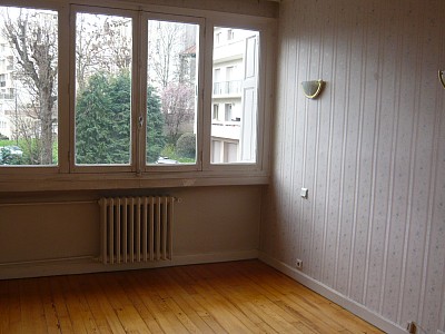 APPARTEMENT T4 A LOUER - ST ETIENNE - 68.6 m2 - 660 € charges comprises par mois