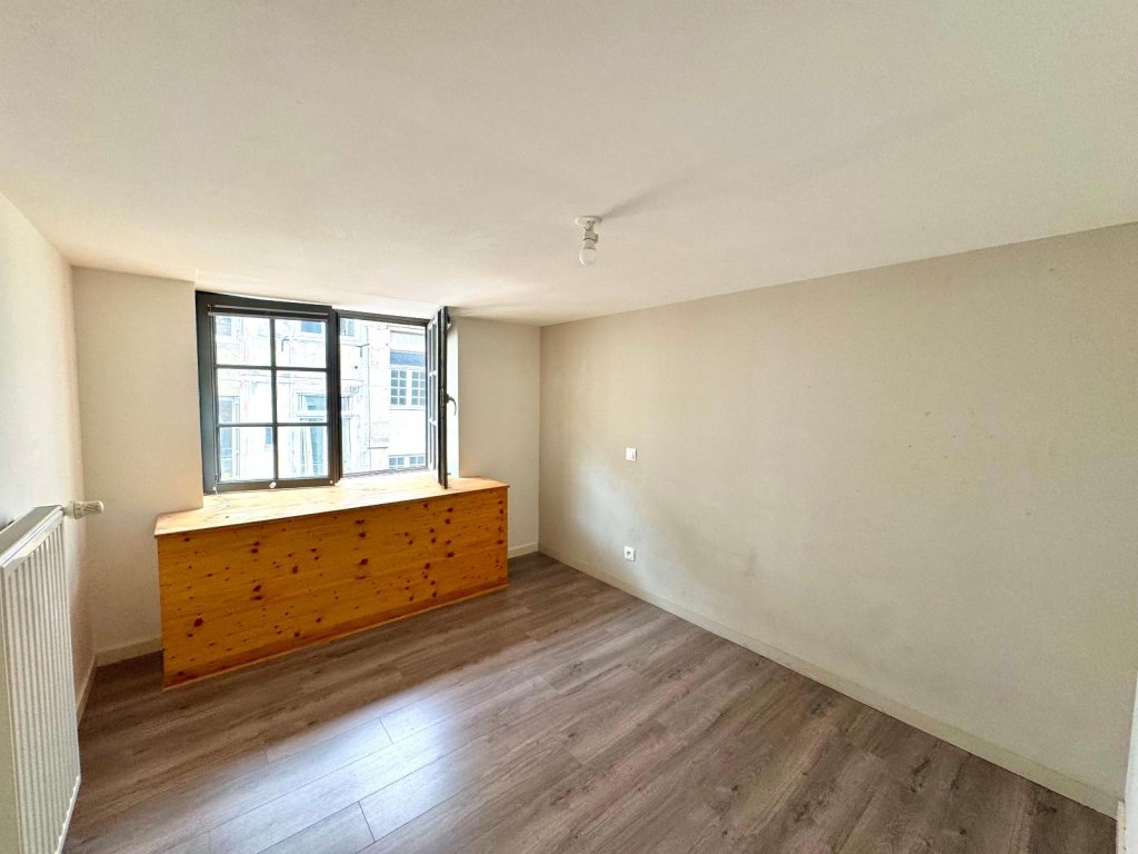 APPARTEMENT T4 A LOUER - ST ETIENNE - 86.08 m2 - 740 &euro; charges comprises par mois