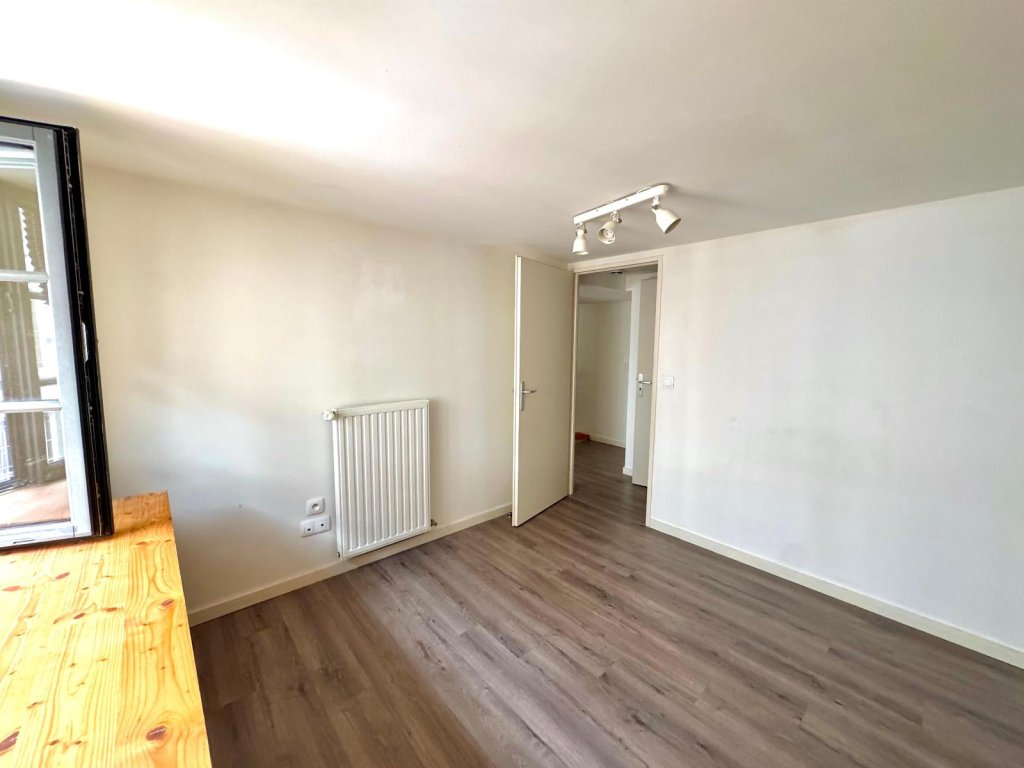 APPARTEMENT T4 A LOUER - ST ETIENNE - 86.08 m2 - 740 &euro; charges comprises par mois