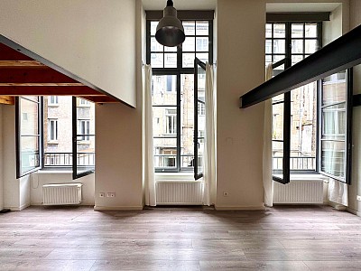 APPARTEMENT T4 A LOUER - ST ETIENNE - 86.08 m2 - 740 € charges comprises par mois
