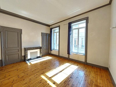 APPARTEMENT T4 A LOUER - ST ETIENNE - 80.34 m2 - 655 € charges comprises par mois