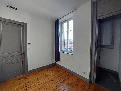APPARTEMENT T4 A LOUER - ST ETIENNE - 80.34 m2 - 655 € charges comprises par mois