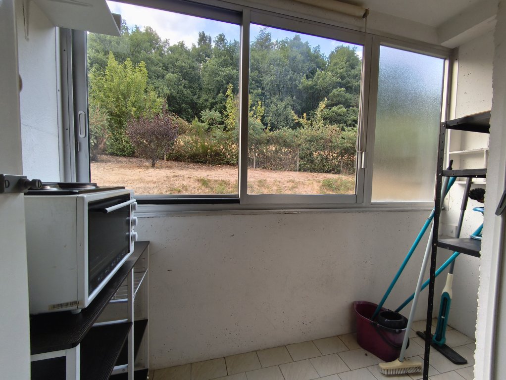 APPARTEMENT T4 A LOUER - ST ETIENNE - 81.98 m2 - 715 &euro; charges comprises par mois
