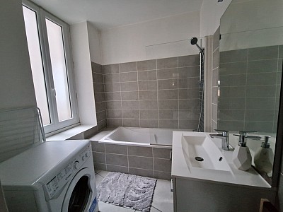 APPARTEMENT T4 A LOUER - ST ETIENNE - 92.24 m2 - 790 € charges comprises par mois