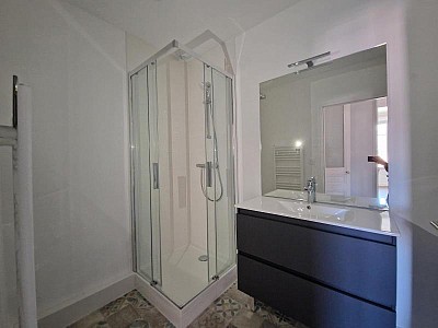 APPARTEMENT T4 A LOUER - ST ETIENNE - 84.57 m2 - 925 € charges comprises par mois
