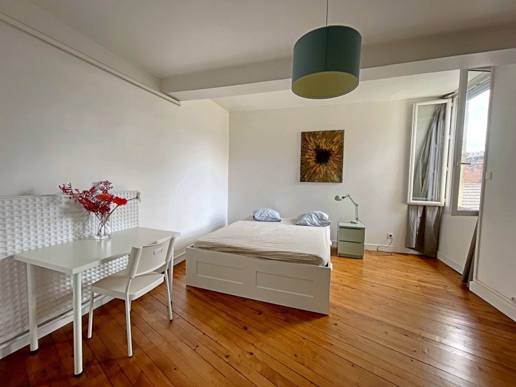 Appartement F4 A VENDRE - ST ETIENNE Chateaucreux - 92.24 m2 - 113 000 &euro;