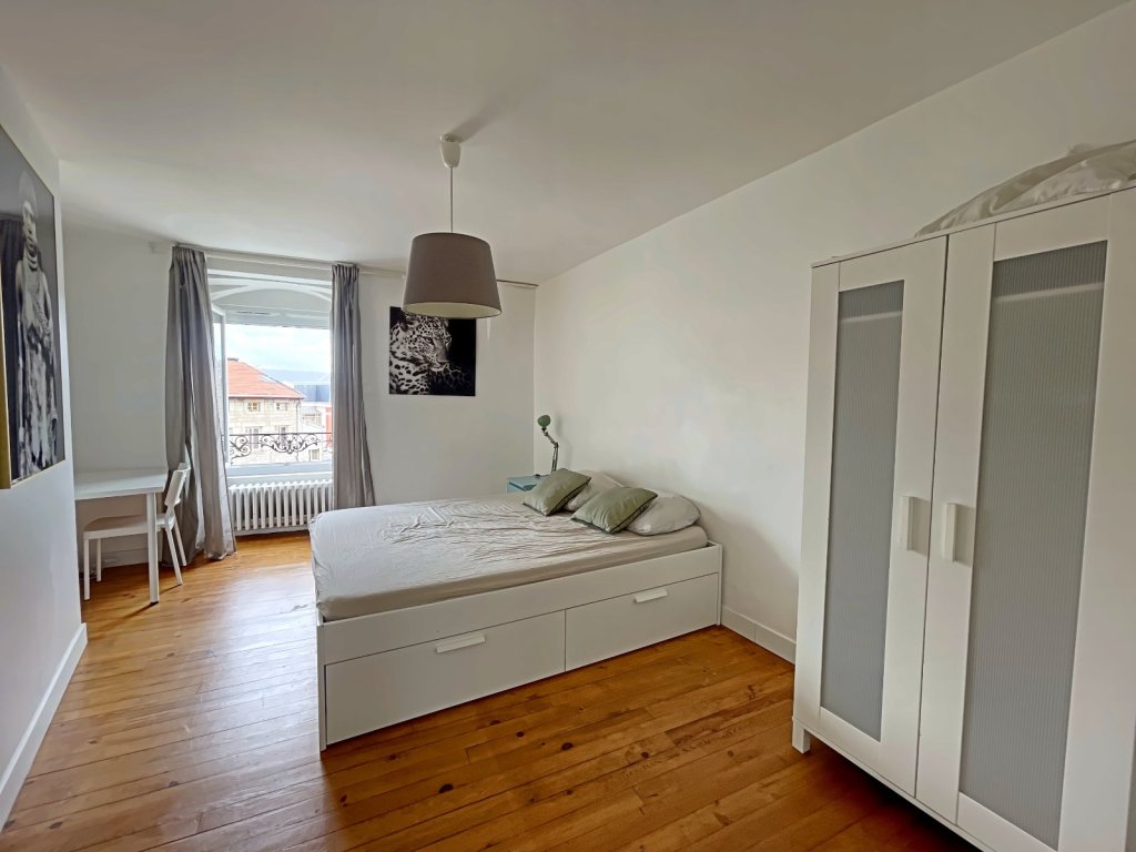Appartement F4 A VENDRE - ST ETIENNE Chateaucreux - 92.24 m2 - 113 000 &euro;