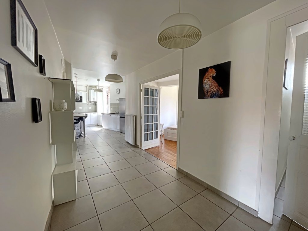 Appartement F4 A VENDRE - ST ETIENNE Chateaucreux - 92.24 m2 - 113 000 &euro;