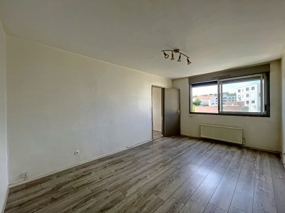 Appartement F4 avec balcon et garage secteur Hauts de Montaud