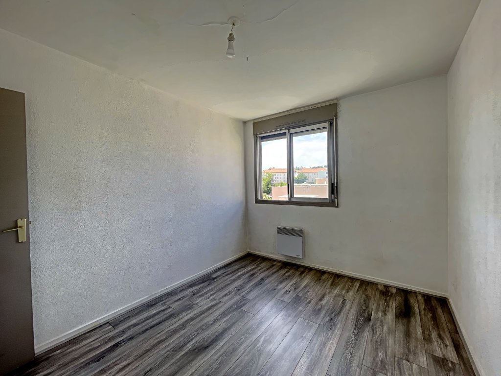 Appartement F4 avec balcon et garage secteur Hauts de Montaud