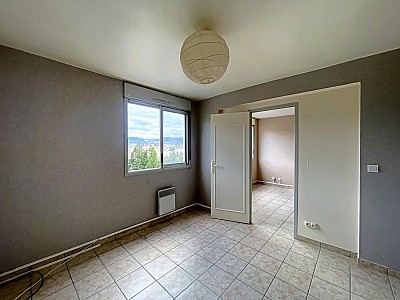 APPARTEMENT T4 A VENDRE - ST ETIENNE - 73.84 m2 - 72 500 €