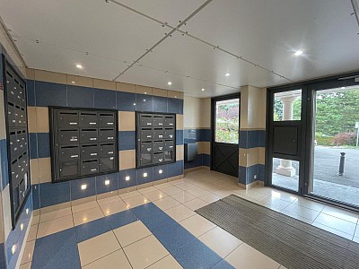 APPARTEMENT T4 A VENDRE - ST ETIENNE - 73.84 m2 - 72 500 €
