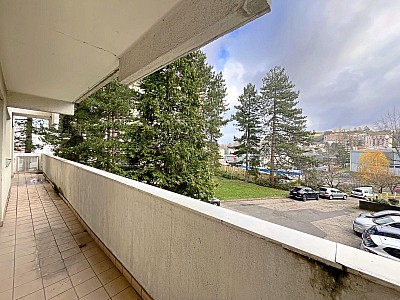APPARTEMENT T4 A VENDRE - ST ETIENNE - 76 m2 - 69 500 €