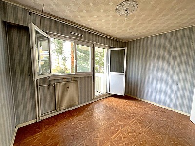 APPARTEMENT T4 A VENDRE - ST ETIENNE - 76 m2 - 69 500 €