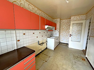 APPARTEMENT T4 A VENDRE - ST ETIENNE - 76 m2 - 69 500 €