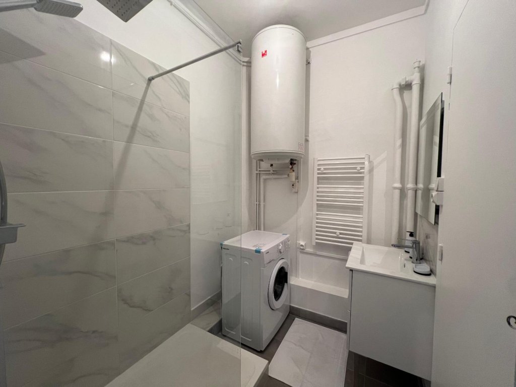 APPARTEMENT T4 A VENDRE - ST ETIENNE - 79.6 m2 - 106 000 &euro;